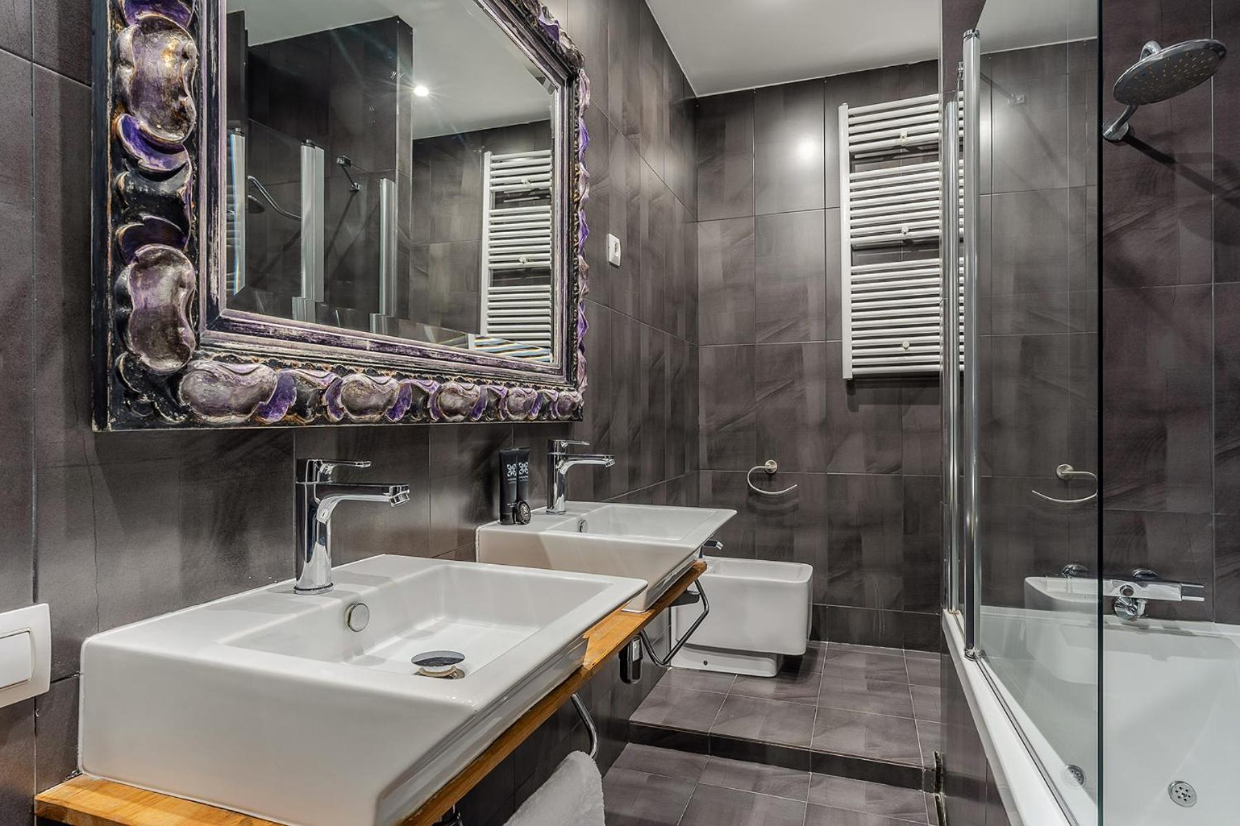 ברצלונה Enjoybcn Tapies Apartment מראה חיצוני תמונה